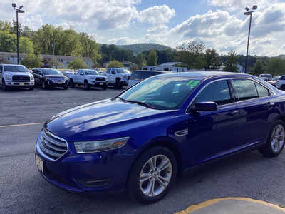 2013 Ford Taurus, $4990. Photo 8