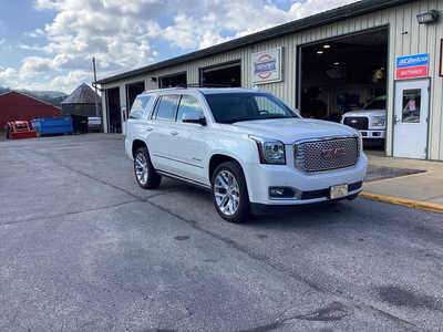 2016 GMC Yukon, $24990. Photo 2