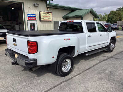 2015 Chevrolet 3500 Crew Cab, $37990. Photo 4