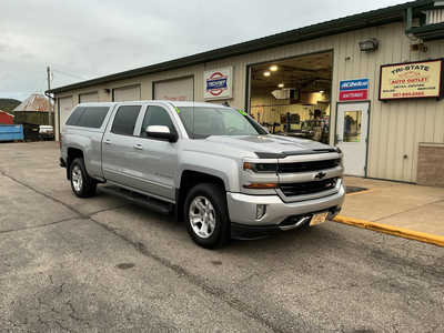 2018 Chevrolet 1500 Crew Cab, $22990. Photo 2