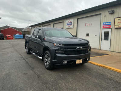 2019 Chevrolet 1500 Crew Cab, $30990. Photo 2