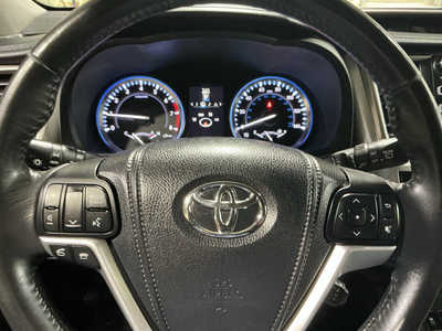 2015 Toyota Highlander, $18990. Photo 11