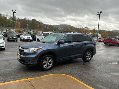2015 Toyota Highlander, $18990. Photo 7