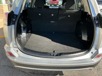2018 Toyota RAV4, $18990. Photo 12