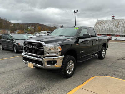 2019 RAM 2500 Crew Cab, $28990. Photo 11