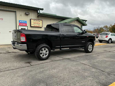 2019 RAM 2500 Crew Cab, $28990. Photo 4
