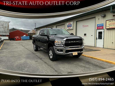2019 RAM 2500 Crew Cab, $28990. Photo 1