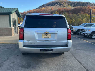 2019 Chevrolet Suburban, $25990. Photo 11