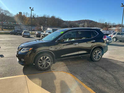 2016 Nissan Rogue, $12990. Photo 6