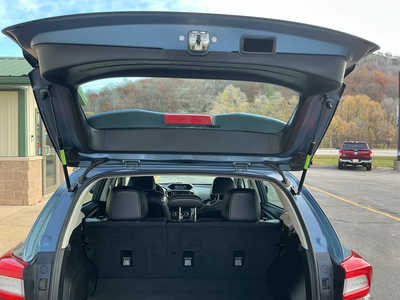 2018 Subaru Impreza, $10990. Photo 12