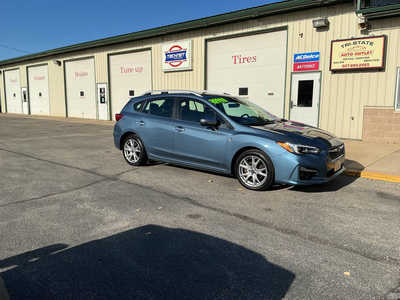 2018 Subaru Impreza, $10990. Photo 3