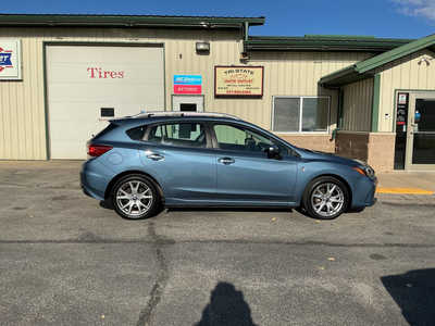 2018 Subaru Impreza, $10990. Photo 4