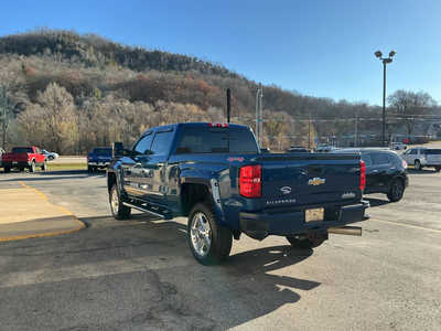 2015 Chevrolet 2500 Crew Cab, $36990. Photo 7