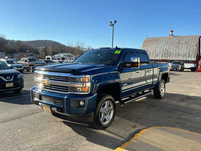 2015 Chevrolet 2500 Crew Cab, $36990. Photo 8