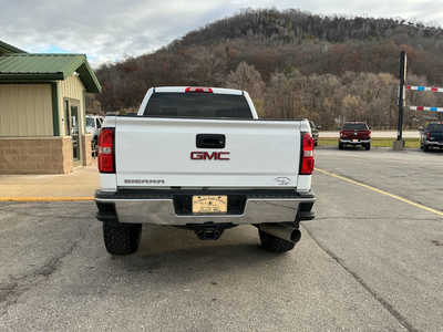 2019 GMC 2500 Crew Cab, $37990. Photo 11
