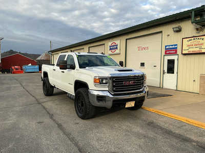 2019 GMC 2500 Crew Cab, $37990. Photo 2