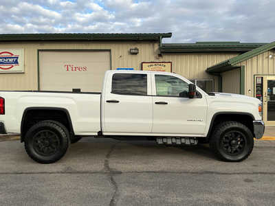 2019 GMC 2500 Crew Cab, $37990. Photo 5
