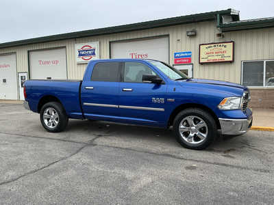 2016 RAM 1500 Crew Cab, $18990. Photo 4