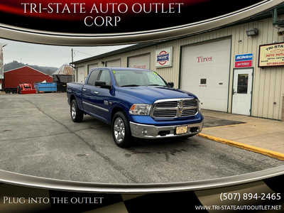 2016 RAM 1500 Crew Cab, $18990. Photo 1
