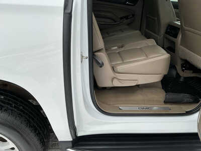 2019 GMC Yukon XL, $24990. Photo 10