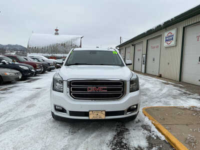 2019 GMC Yukon XL, $24990. Photo 3