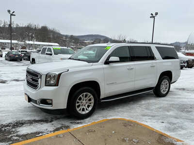 2019 GMC Yukon XL, $24990. Photo 9