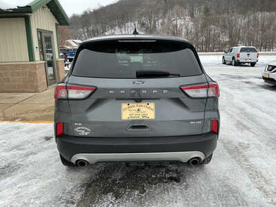 2022 Ford Escape, $18990. Photo 10