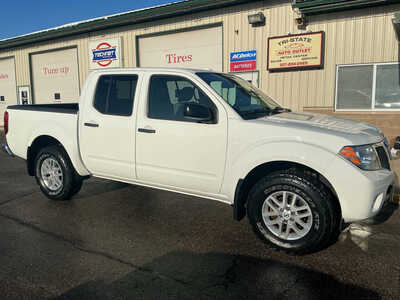 2017 Nissan Frontier, $15990. Photo 5