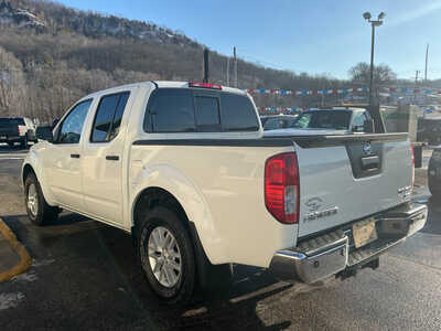 2017 Nissan Frontier, $15990. Photo 9