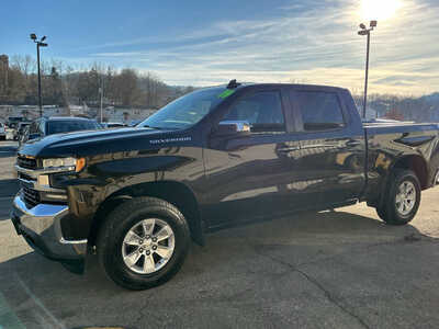 2019 Chevrolet 1500 Crew Cab, $24990. Photo 12