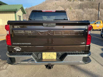 2019 Chevrolet 1500 Crew Cab, $24990. Photo 6