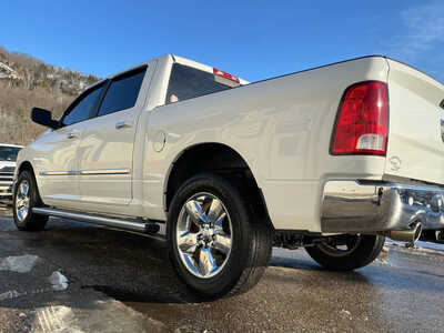 2017 RAM 1500 Crew Cab, $18990. Photo 11