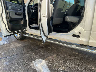 2017 RAM 1500 Crew Cab, $18990. Photo 12