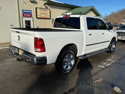 2017 RAM 1500 Crew Cab, $18990. Photo 3