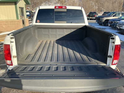 2017 RAM 1500 Crew Cab, $18990. Photo 5