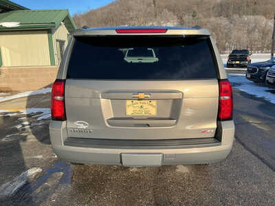 2017 Chevrolet Tahoe, $23990. Photo 4