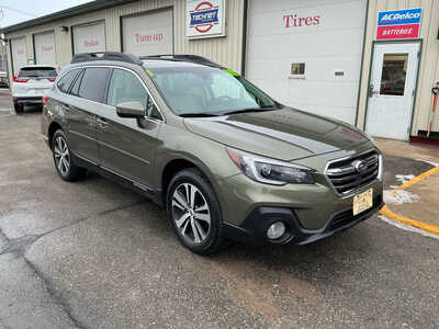 2018 Subaru Outback, $16990. Photo 1
