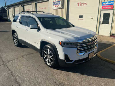 2020 GMC Acadia, $19990. Photo 2