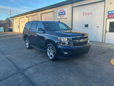 2017 Chevrolet Tahoe, $21990. Photo 2