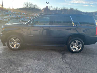 2017 Chevrolet Tahoe, $21990. Photo 5