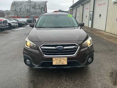 2019 Subaru Outback, $15990. Photo 3