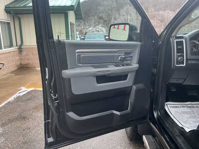 2016 RAM 1500 Crew Cab, $16990. Photo 12