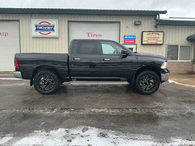 2016 RAM 1500 Crew Cab, $16990. Photo 9