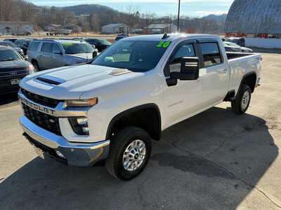 2020 Chevrolet 2500 Crew Cab, $31990. Photo 10