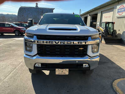 2020 Chevrolet 2500 Crew Cab, $31990. Photo 11