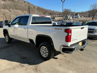 2020 Chevrolet 2500 Crew Cab, $31990. Photo 8