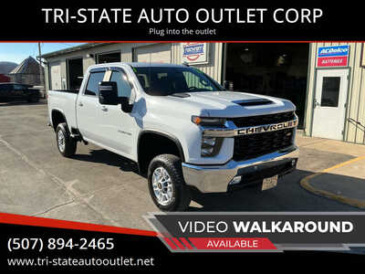 2020 Chevrolet 2500 Crew Cab, $31990. Photo 1