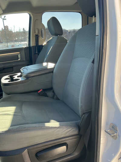 2017 RAM 1500 Crew Cab, $23990. Photo 12