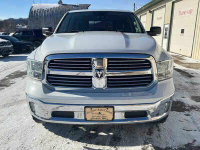 2017 RAM 1500 Crew Cab, $23990. Photo 3