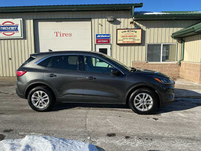 2020 Ford Escape, $13990. Photo 3